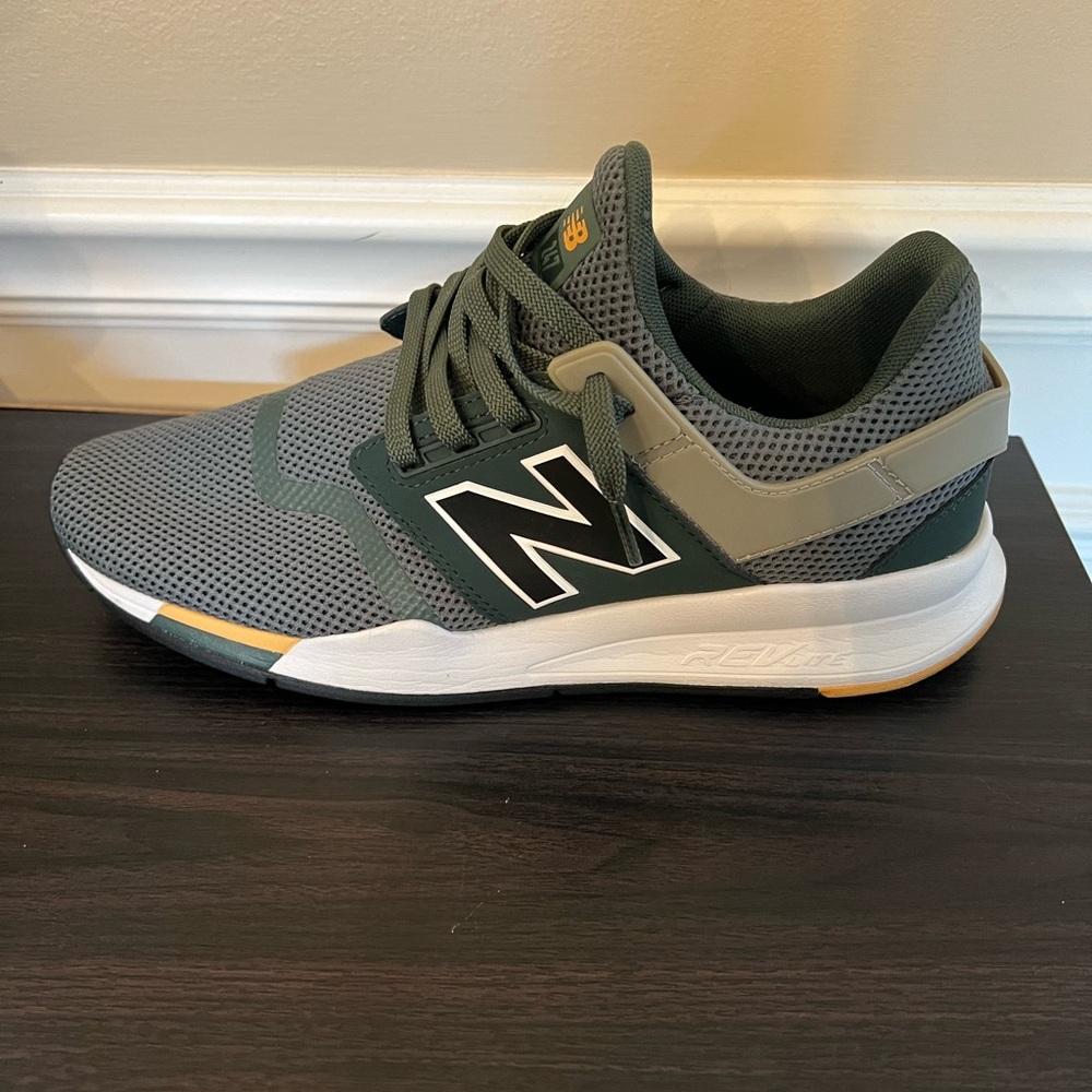 New Balance 247 RevLite